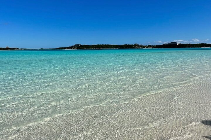 Step-by-step travel guide for Exuma swimming pigs tour,Exuma day trip worth it,Exuma vs Nassau tours,best time to visit Exuma,Exuma private boat tours,Exuma tour deals - transport and logistics