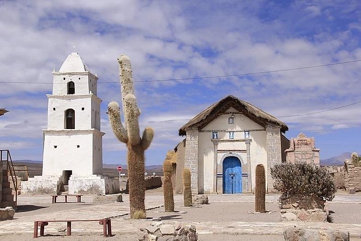 Isluga National Park worth visiting,Isluga National Park tour deals,best tours in Isluga National Park,Isluga National Park pros cons,Isluga National Park best time to visit,Isluga vs Lauca National Park - complete tour package inclusions and what to expect