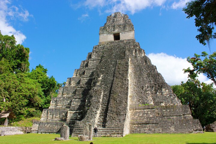 Tikal day tour from Belize,is Tikal worth visiting,Tikal vs Caracol,Tikal best time to visit,Tikal tour deals,best tours in Tikal - complete tour package inclusions and what to expect