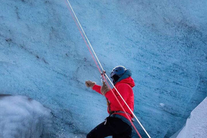 best glacier zip line tours iceland,is glacier zip lining in iceland worth it,iceland glacier adventure tours,best time for iceland glacier tours,iceland zip line tour deals,glacier hike and zip line combo - best seasons and travel conditions