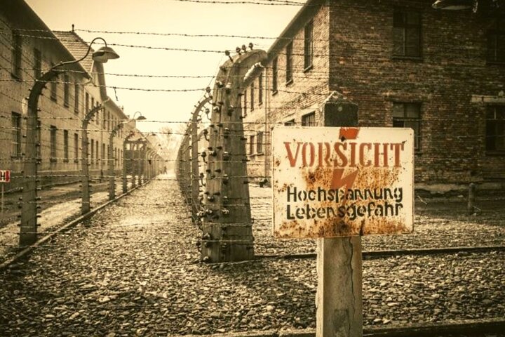 best tours in Auschwitz from Lodz,is Auschwitz worth visiting,Auschwitz tour deals,Auschwitz small group tour,Auschwitz from Lodz,Auschwitz travel guide - best seasons and travel conditions