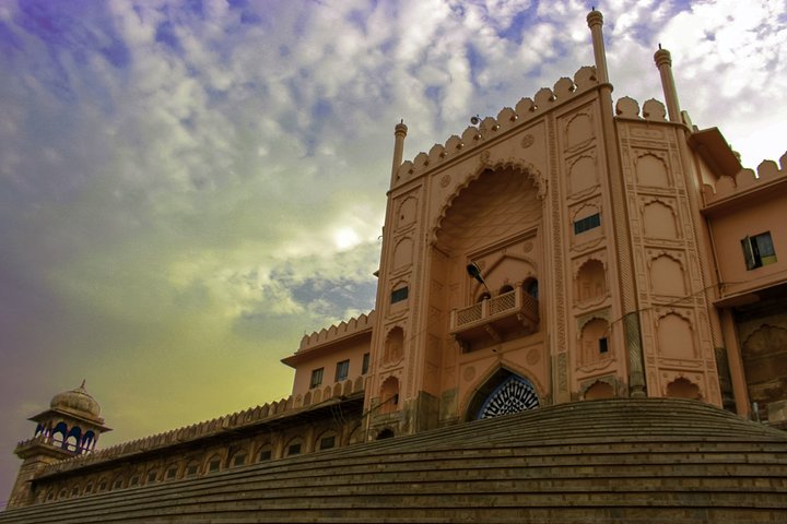 best tours in Bhopal,is Bhopal worth visiting,Bhopal walking tour deals,Bhopal vs other cities,Bhopal best time to visit,Bhopal travel guide - complete tour package inclusions and what to expect