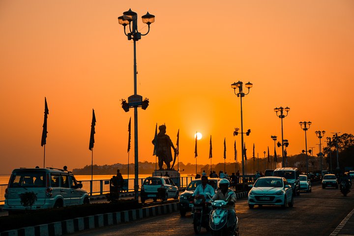 Step-by-step travel guide for best tours in Bhopal,is Bhopal worth visiting,Bhopal walking tour deals,Bhopal vs other cities,Bhopal best time to visit,Bhopal travel guide - transport and logistics