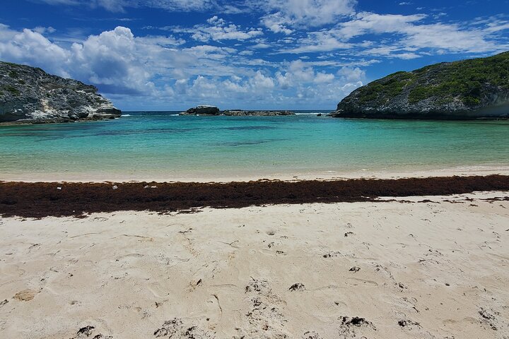 Step-by-step travel guide for best tours in Long Island Bahamas,Long Island Bahamas worth visiting,Long Island Bahamas travel guide,Long Island Bahamas tour deals,Long Island Bahamas best time to visit,Long Island Bahamas vs Exuma - transport and logistics