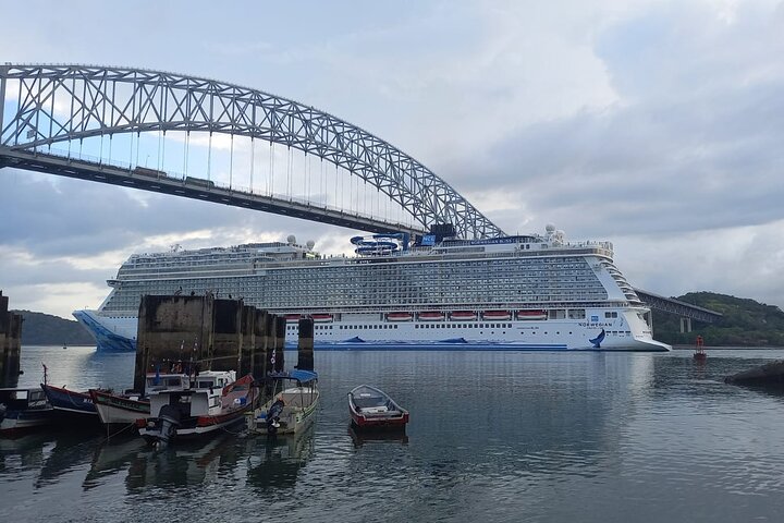 best tours in Panama City,Panama City tour deals,is Panama City worth visiting,Panama City best time to visit,Panama City private tour,Panama Canal and rainforest tour - best seasons and travel conditions