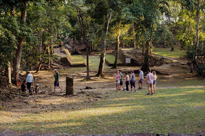 best tours in Placencia Belize,Placencia Belize tour deals,is Placencia Belize worth visiting,Placencia vs Ambergris Caye,Placencia best time to visit,Nim Li Punit chocolate tour - complete tour package inclusions and what to expect