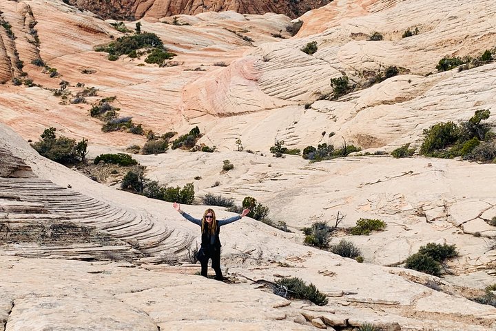 best tours in St George Utah,St George Utah worth visiting,St George Utah travel guide,hiking tours in St George,St George Utah tour deals,St George vs Zion - best seasons and travel conditions