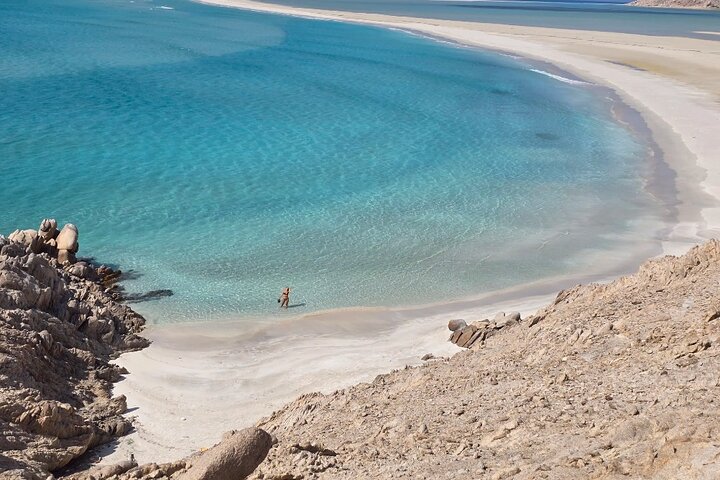 best tours in socotra,socotra worth visiting,socotra travel guide,socotra tour deals,socotra best time to visit,is socotra safe to visit - best seasons and travel conditions