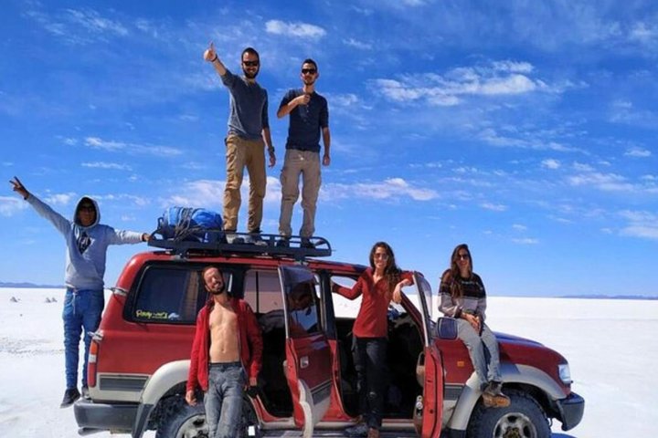 best tours in uyuni salt flats,uyuni salt flats worth visiting,uyuni salt flats vs atacama desert,uyuni salt flats best time to visit,uyuni salt flats tour deals,3 day uyuni tour itinerary - best seasons and travel conditions