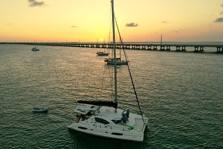 catamaran adventure in the Exumas,Exumas catamaran tour deals,is a catamaran tour worth it,best sailing trips Bahamas,Exumas private yacht charter,Staniel Cay sailing experience - complete tour package inclusions and what to expect