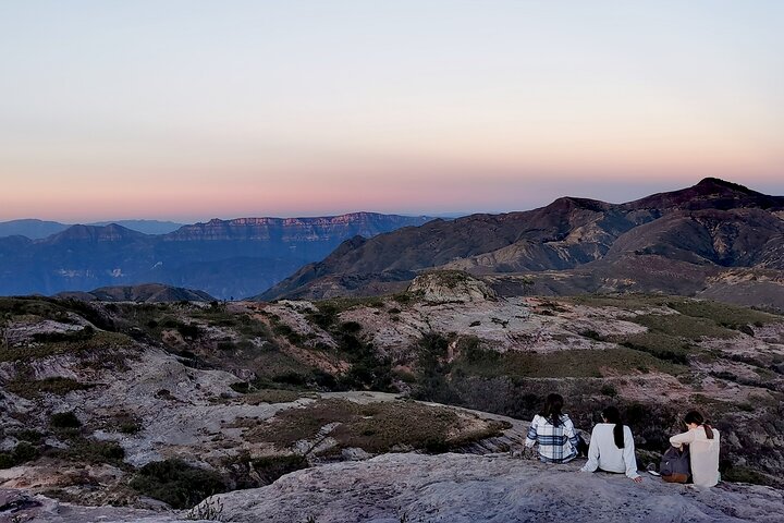 Step-by-step travel guide for hiking tour in El Palmar Bolivia,El Palmar Bolivia worth visiting,best tours in El Palmar,El Palmar trekking from Sucre,El Palmar Bolivia travel guide,El Palmar vs other Bolivia hikes - transport and logistics