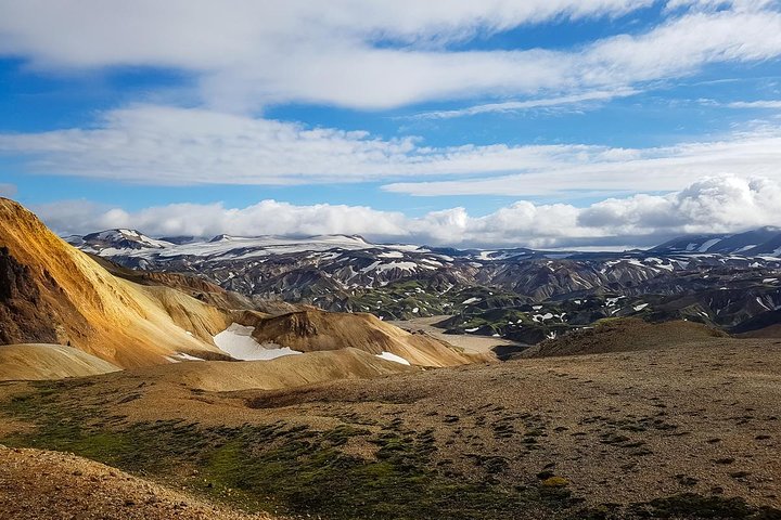 Step-by-step travel guide for laugavegur trekking tour deals,laugavegur trek worth it,laugavegur vs fimmvorduhals,laugavegur best time to hike,iceland multi-day hiking tours,book laugavegur trek - transport and logistics