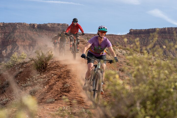 mountain biking in Zion,Zion mountain bike tours,best mountain biking Zion,Zion guided bike tours,Zion bike tour deals,is Zion good for mountain biking - complete tour package inclusions and what to expect