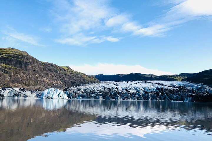 personalized glacier hike in Iceland,Sólheimajökull glacier tour,private glacier hike Iceland,is a glacier hike worth it,Iceland glacier tour deals,best glacier tours Iceland - best seasons and travel conditions