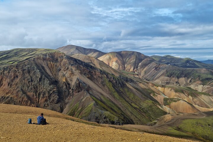 Step-by-step travel guide for private Landmannalaugar 4x4 tour,Landmannalaugar worth visiting,best Landmannalaugar tours,Landmannalaugar day trip,Landmannalaugar private tour deals,Landmannalaugar best time to visit - transport and logistics