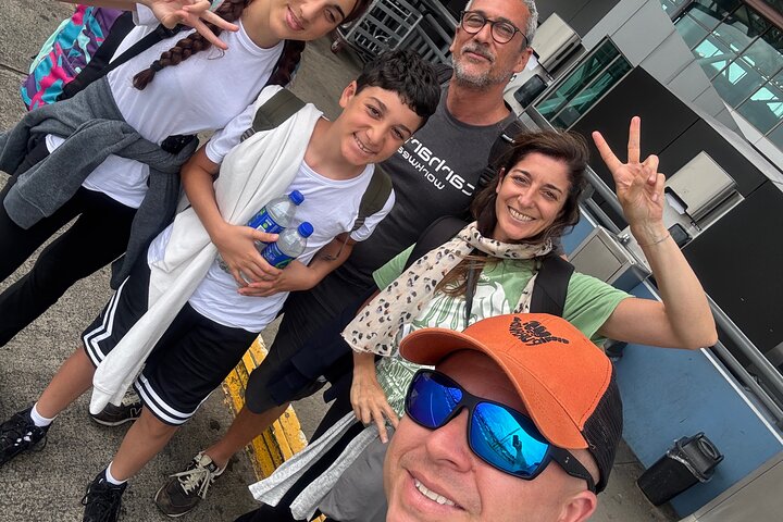 private airport transfer to Manuel Antonio,Manuel Antonio airport shuttle,Manuel Antonio private transportation,airport transfer Costa Rica,Manuel Antonio travel logistics,best way to get to Manuel Antonio - best seasons and travel conditions