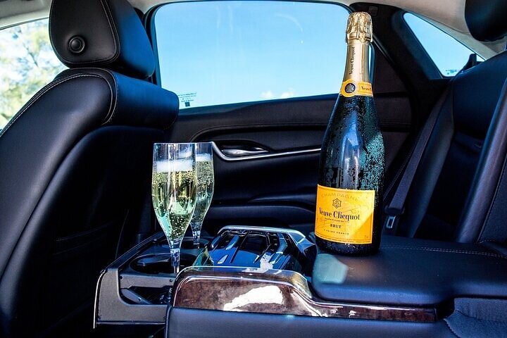 private airport transfers in the Bahamas,Bahamas airport transportation,Abaco Exuma private transfers,best airport transfers Bahamas,Bahamas round trip transportation,private car service Bahamas - complete tour package inclusions and what to expect