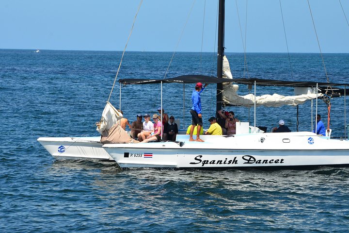 private catamaran tour manuel antonio,manuel antonio catamaran sailing,manuel antonio eco adventure,best catamaran tours costa rica,manuel antonio snorkeling tour,private boat tour manuel antonio - complete tour package inclusions and what to expect