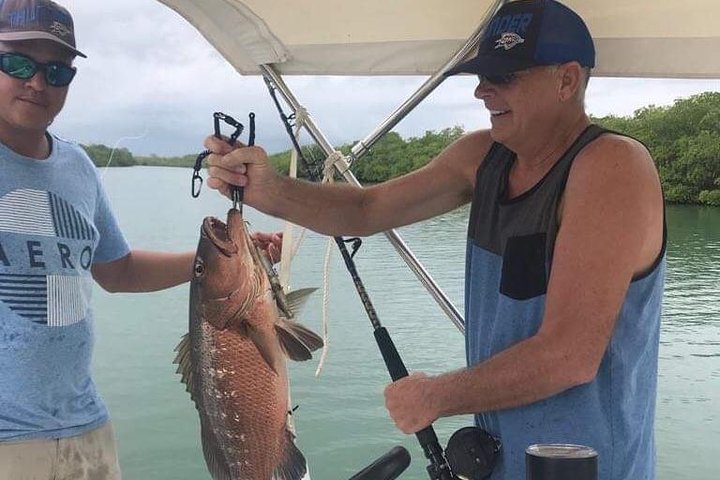 private fishing charter placencia,placencia fishing tours,belize fishing trip,placencia private boat charter,inner reef fishing placencia,placencia fishing guide - best seasons and travel conditions