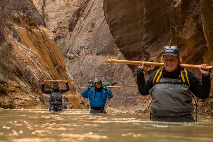 private hiking tour in Zion,Zion private tour deals,best Zion hiking tours,Zion full day tour,Zion Narrows guided hike,is a private Zion tour worth it - complete tour package inclusions and what to expect