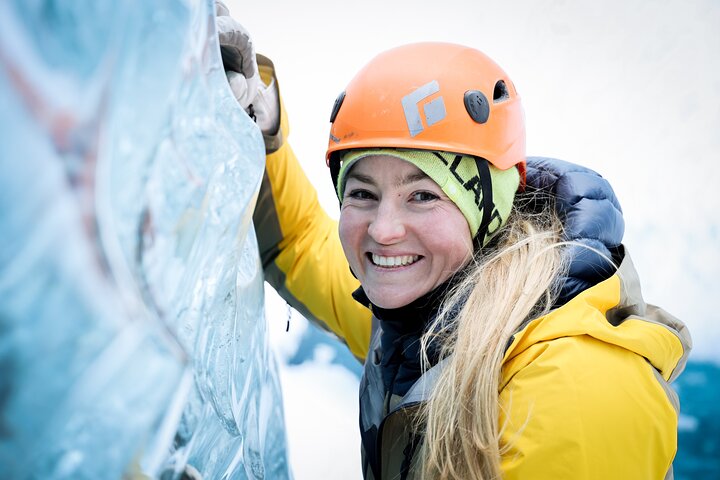 Step-by-step travel guide for private ice climbing in Iceland,ice climbing Sólheimajökull glacier,best ice climbing tours Iceland,Iceland glacier adventure tours,is ice climbing in Iceland worth it,Iceland private tour deals - transport and logistics