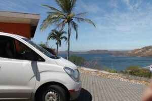 Image 1 of private shuttle from Manuel Antonio to SJO