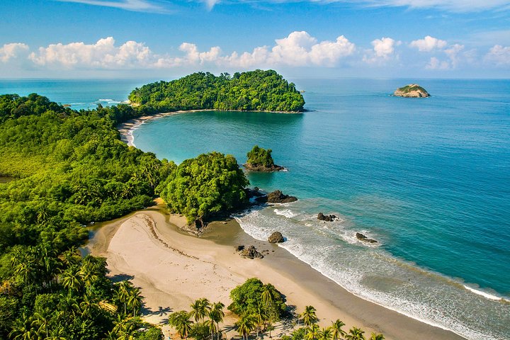 private shuttle from Manuel Antonio to SJO,Manuel Antonio airport transfer,SJO airport shuttle service,private transport Costa Rica,Manuel Antonio to San Jose airport,best airport transfer Costa Rica - complete tour package inclusions and what to expect
