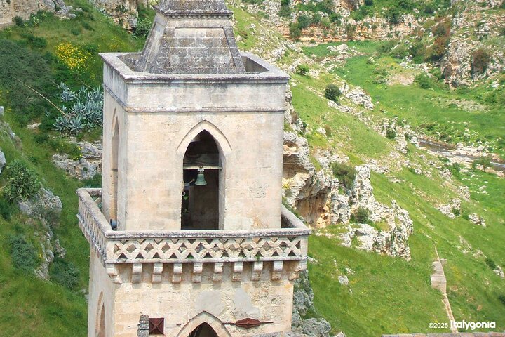 private tour in Matera,Matera Sassi tour deals,best tours in Matera,is Matera worth visiting,Matera vs Alberobello,Matera best time to visit - best seasons and travel conditions