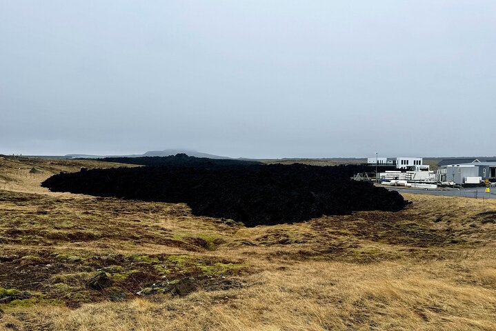 private tour reykjanes peninsula,reykjanes peninsula worth visiting,best tours in reykjanes,reykjanes peninsula travel guide,reykjanes peninsula tour deals,reykjanes peninsula pros cons - complete tour package inclusions and what to expect