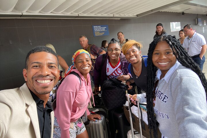 private transfer to Manuel Antonio,Manuel Antonio shuttle service,Manuel Antonio airport transfer,private shuttle to Manuel Antonio,Manuel Antonio transportation,Manuel Antonio travel deals - complete tour package inclusions and what to expect