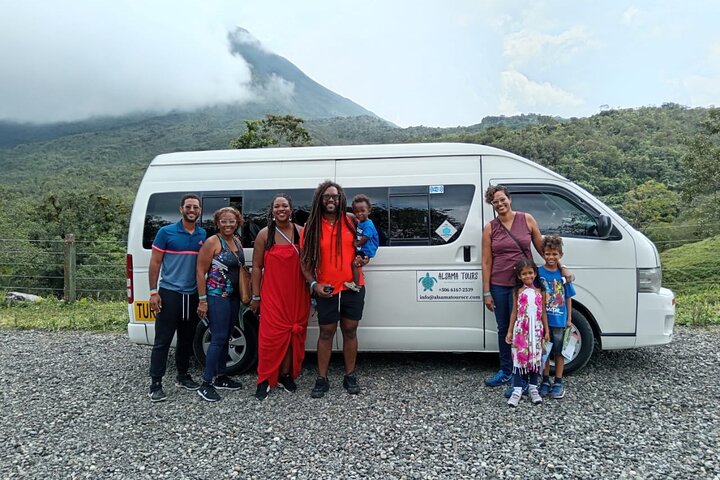 private transportation san jose to manuel antonio,san jose to manuel antonio transfer,manuel antonio private shuttle,best way to get to manuel antonio,costa rica private transport,manuel antonio travel tips - best seasons and travel conditions