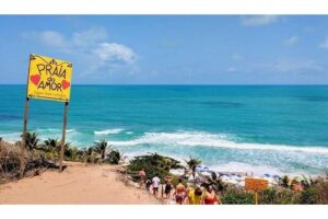 Image 1 of private van tour to pipa