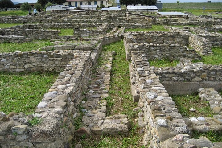 Step-by-step travel guide for private walking tour Policoro,is Policoro worth visiting,Policoro archaeological tour,best tours in Policoro,Policoro travel guide,Policoro vs Matera - transport and logistics