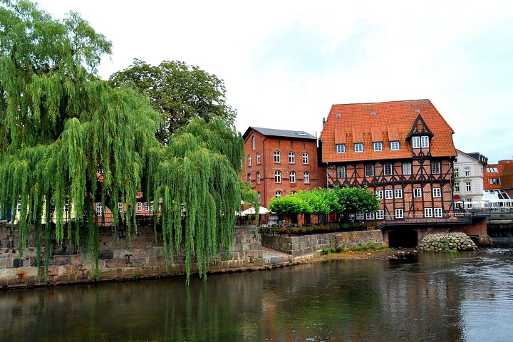 private walking tour in Lüneburg,is Lüneburg worth visiting,Lüneburg vs Hamburg,Lüneburg best time to visit,Lüneburg tour deals,best tours in Lüneburg - best seasons and travel conditions