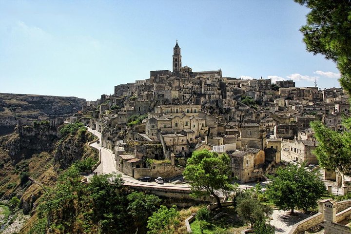 Step-by-step travel guide for private walking tour in Matera,Matera walking tours,best tours in Matera,Matera private guide,Matera UNESCO tour,is Matera worth visiting - transport and logistics