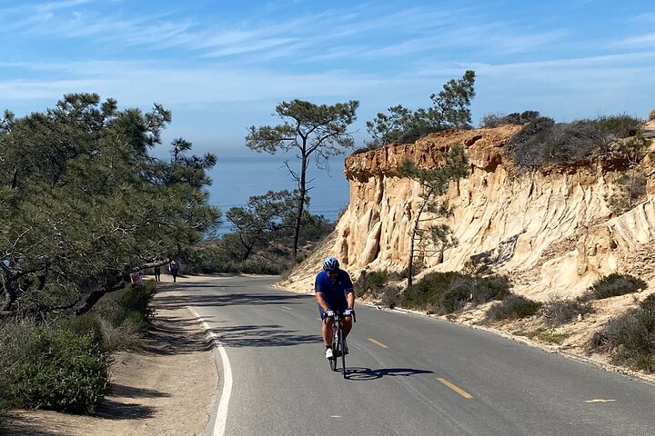Step-by-step travel guide for road bike tours in San Diego,San Diego cycling tours,best bike tours San Diego,San Diego road bike experience,serious cycling tours California,San Diego coast bike ride - transport and logistics