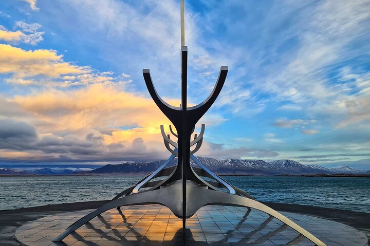 south coast iceland private tour,south coast iceland waterfalls tour,iceland black sand beach tour,seljalandsfoss and skógafoss tour,best private tours iceland south coast,is the south coast of iceland worth visiting - best seasons and travel conditions