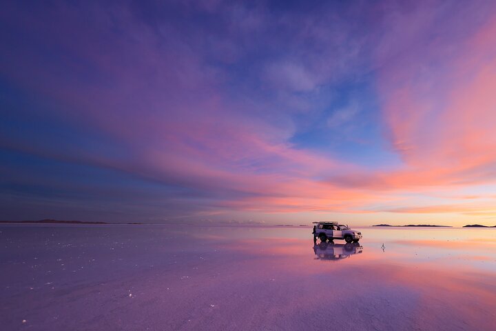 uyuni salt flats tour from sucre,uyuni salt flats worth visiting,best time to visit uyuni salt flats,uyuni salt flats vs atacama desert,uyuni salt flats tour deals,is uyuni salt flats worth it - complete tour package inclusions and what to expect