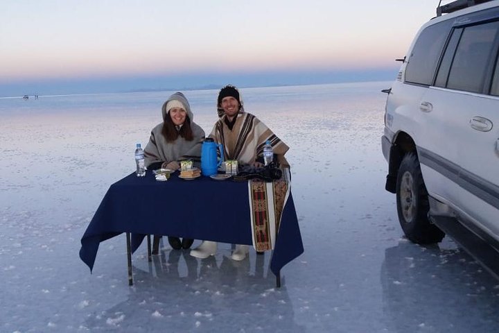 Step-by-step travel guide for uyuni salt flats worth visiting,is uyuni salt flats worth visiting,uyuni salt flats tour deals,best time to visit uyuni salt flats,uyuni salt flats vs atacama desert,private uyuni salt flats tour - transport and logistics